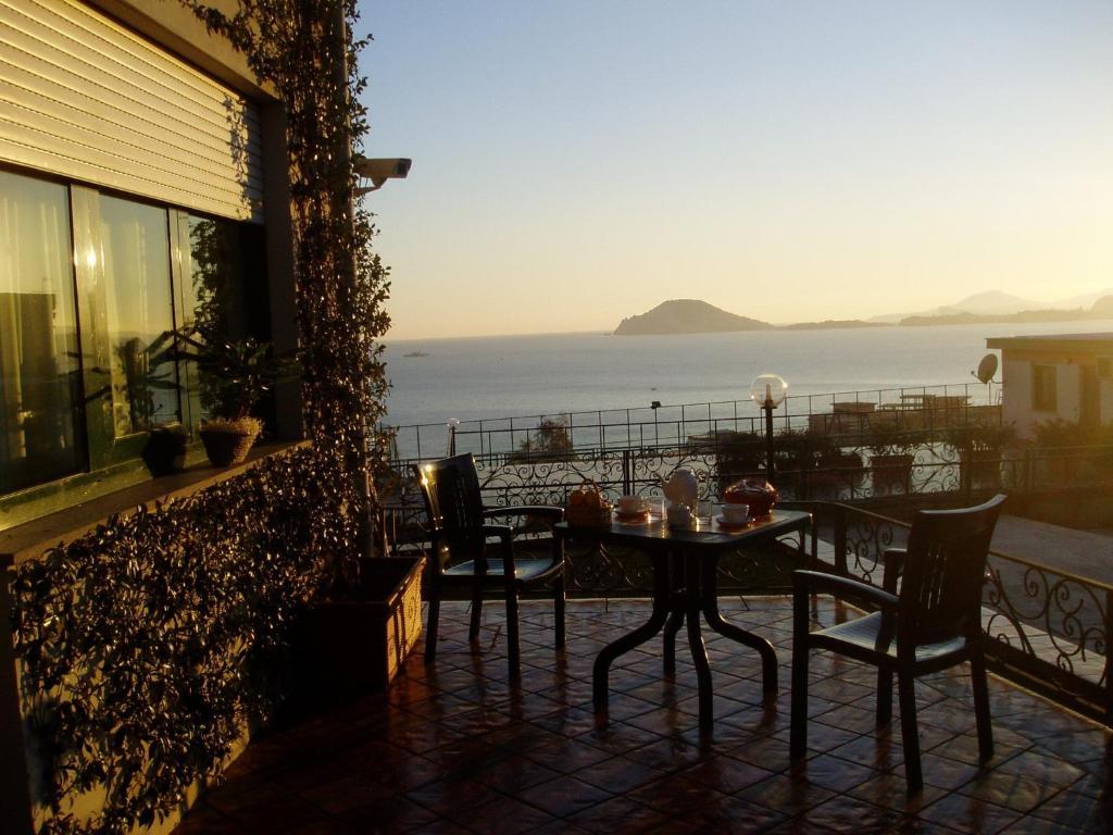 Miramare Residence Pozzuoli Exterior photo