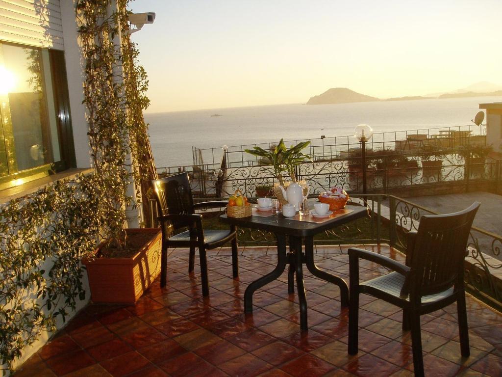 Miramare Residence Pozzuoli Exterior photo